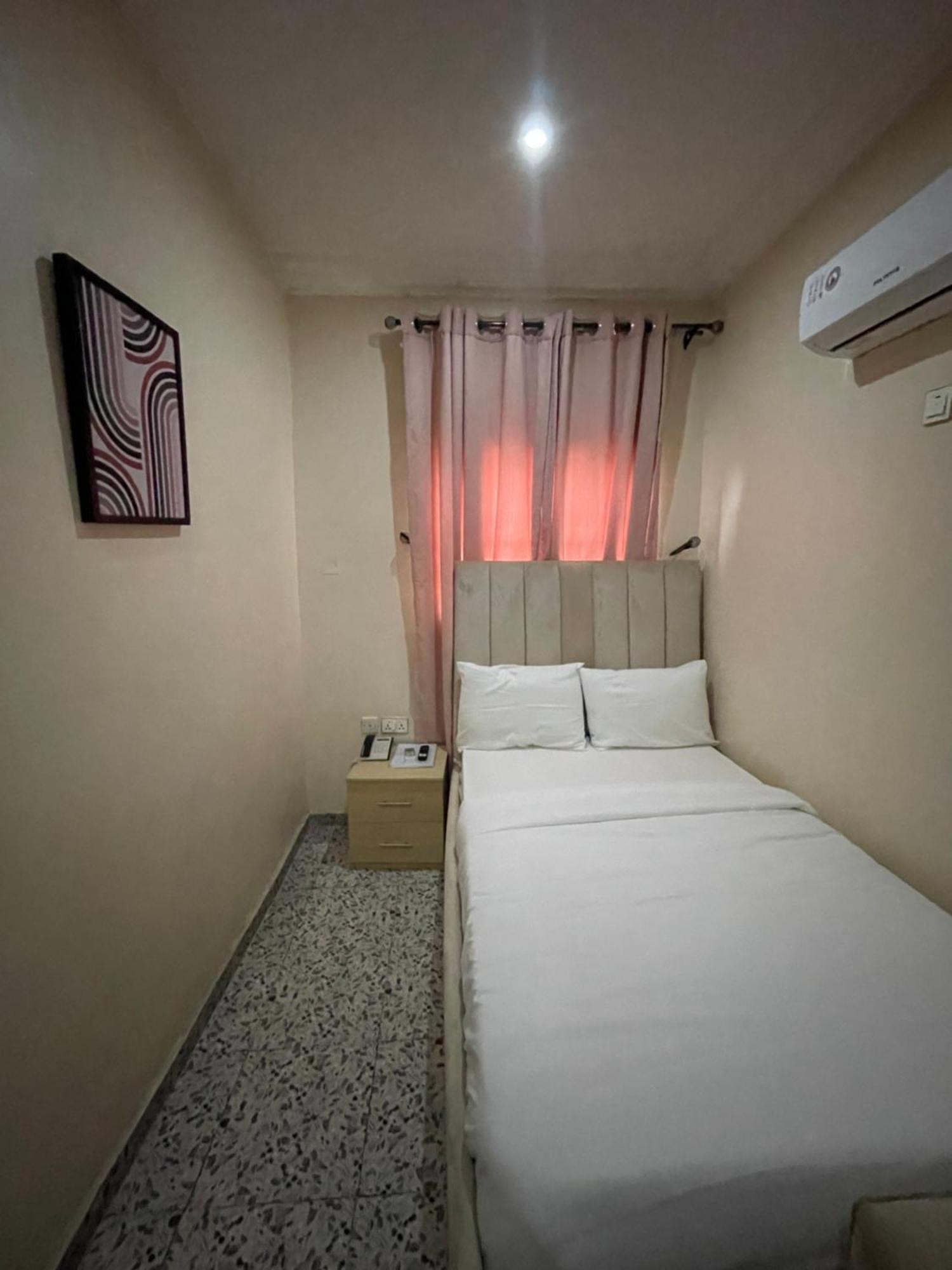 Nexus Xpress Hotel Abuja Exterior photo